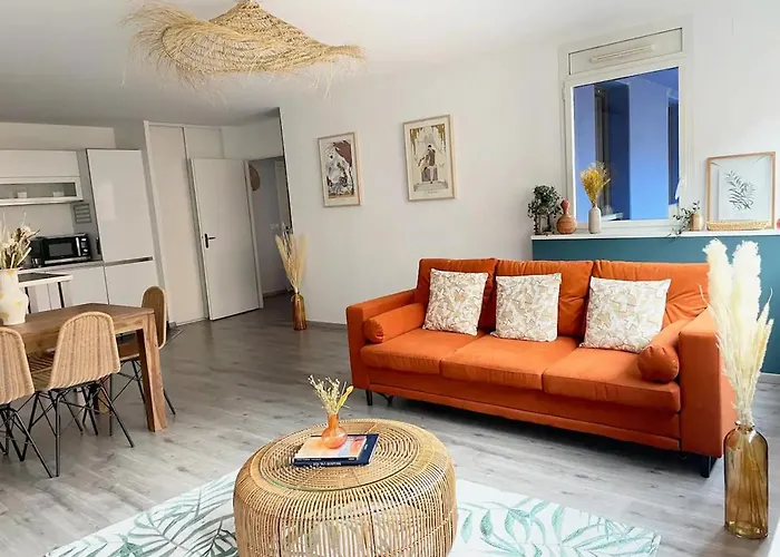 Penitents By Yume Toulouse